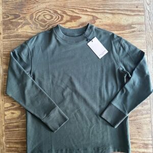 M.M.LaFluer: The Ellie Pullover